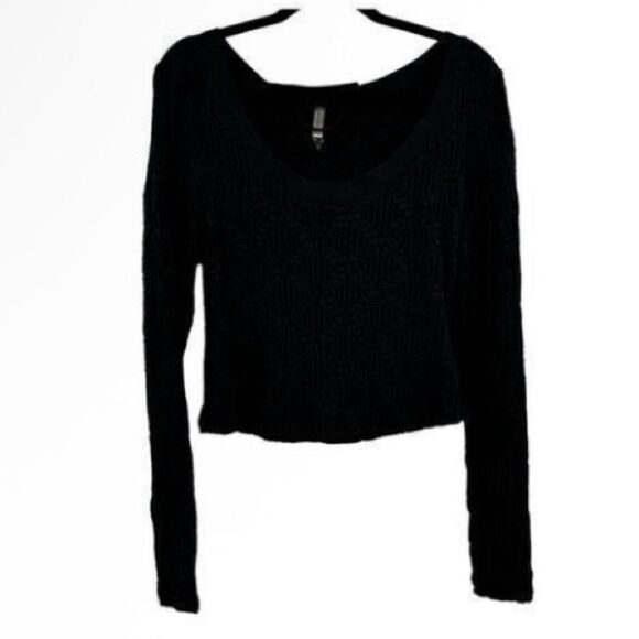 Free People Tops - Free People Movement Long Sleeve Cropped Top Black Size Large